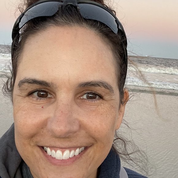 Meet your Posher, Thea - Picture 1 of 1